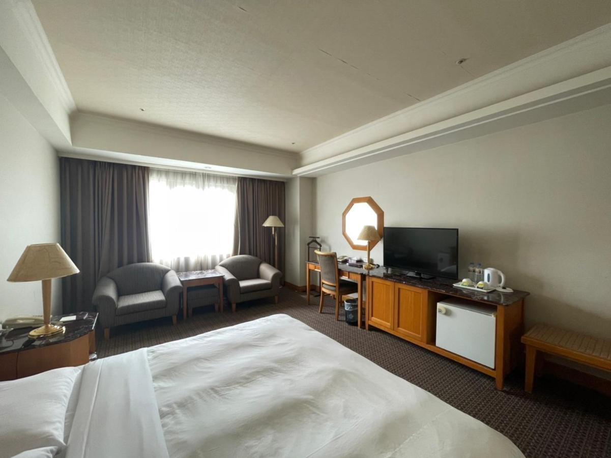 Chuto Plaza Hotel Taoyuan Luaran gambar