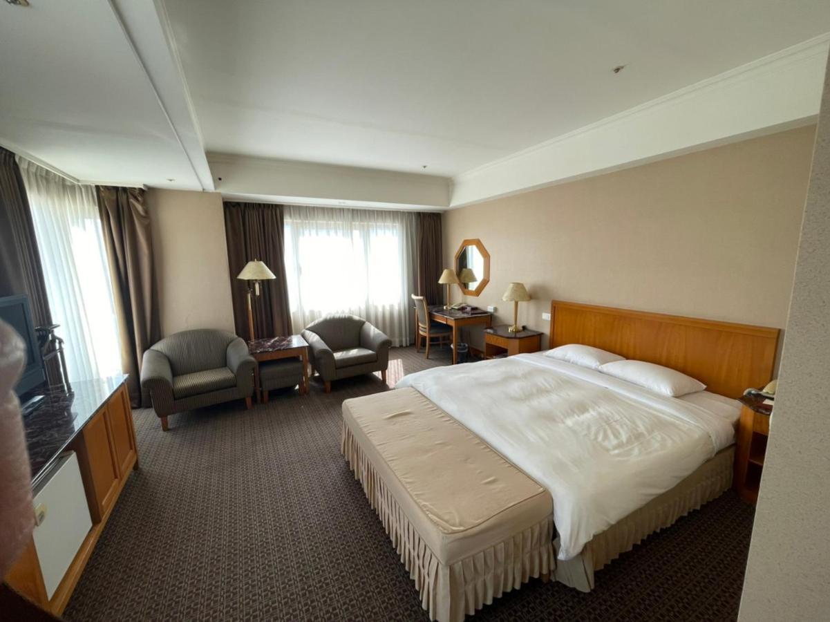 Chuto Plaza Hotel Taoyuan Luaran gambar